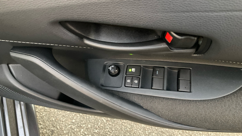 Toyota Corolla Petrol 1.8 VVT-i Hybrid Commercial Auto